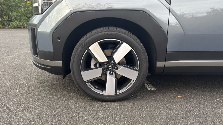 Hyundai SANTA FE 1.6 TGDi Hybrid Ultimate 5dr 4WD Auto Hybrid Estate